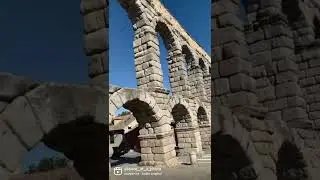 IMPRESIONANTE recorrido por el ACUEDUCTO de Segovia #shorts