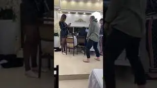 Девушка вырубила пацана 18+