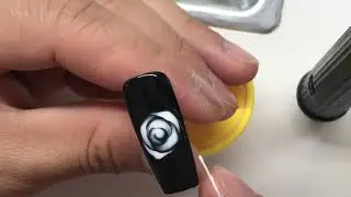 Nail art- Vẽ hoa hồng bằng gel Loang