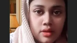 Moni Bigo hot girl 