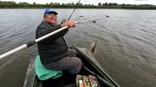 Рыбалка на Щуку. Перемена погоды сказывается на Хищнике. Взломали ВК