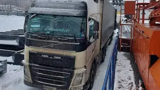 ЗАЕХАЛ В ЕБЕ#Я / VOLVO FH 500 И СНЕЖНАЯ  КОЛЕЯ