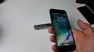 How to Turn ON/OFF & Adjust Flashlight Brightness | iPhone 7 & 7 Plus