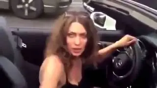 девушки за рулем вот что бывает если петь за рулем ржачь