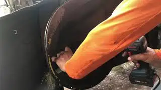 Changing Blades On A Sit Down John Deere Mower