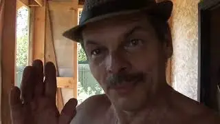 Жарко// Настелили полы, подшили потолок веранды дома - бани