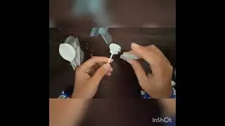 Pembuatan hiasan bunga dari masker tugas sekolah..