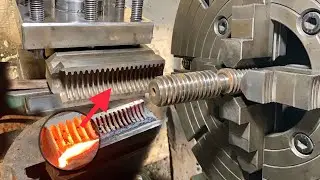 First time Lathe Machine Four Jaws Manual Chuck Broken Thread Repairing || Lathe Chuck repair