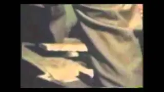 Зелёный слоник - отжимания с поехавшим