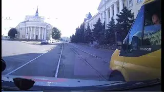 Спорный перекресток на Гостинной