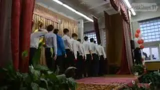 Прикольный танец парней на выпускном 2015.  Пинск.  Гимназия №3.