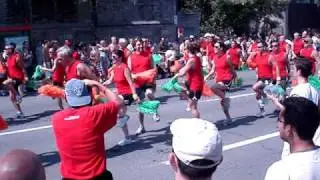TICKLEBEAR's VIEW on MONTREAL's GAY PRIDE PARADE 2009 (5)