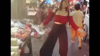 DJ Butterfly Goyang Dipasar Bikin Heboh