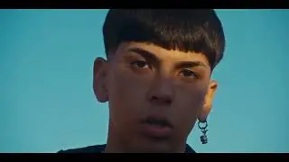 AL BORDE de MILO J pero es HOUSE