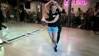 (🔥 100 Bachata steps in description) 🎉Bachata dance from Spain (Karlos Jose-El juego)