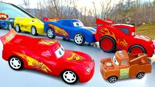 Looking For Disney Pixar Cars, Lightning McQueen, Mack, Sally Carrera, Tow mater, Francesco   07