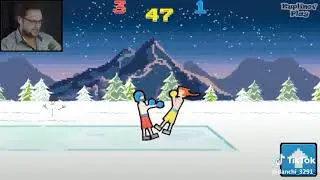 Куплинов поёт песню на новый год в игре happy soccer physics