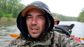 Дождь льёт целый день. Греемся как можем) Последняя стоянка на Самаре. 6-й день.