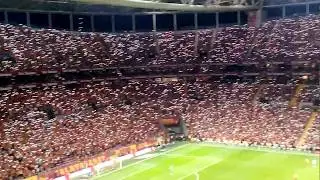 Galatasaray ultrAslan ışık şov Sivas maci