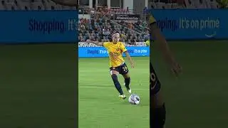 Claudia Zornoza's first NWSL goal is perfection 🤌  #nwsl