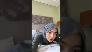 Oklin Fia jilbab ketat  