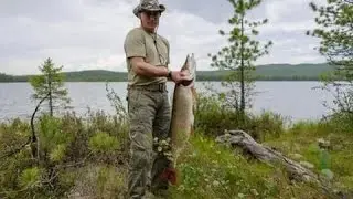 Путин поймал щуку на спиннинг
