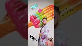 Когда работаешь фотографом и просят показать, как правильно позировать. Погнали... 