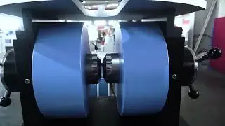 Adjustable magnetic field electromagnet change the magnetic field strength by adjusting the air gap