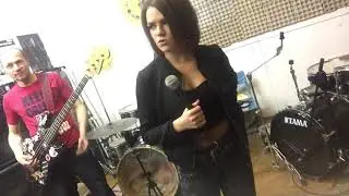 Kiss me twice - То, от чего без ума