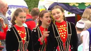 Сабантуй в поселке Кадниково в  Свердловской области