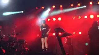 Jessie J Domino Universal's Mardi Gras Orlando 02/16