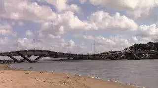 Puente Leonel Viera, la barra. Timelapse.