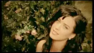 Katy Perry - I Kissed A Girl (Official Music Video)