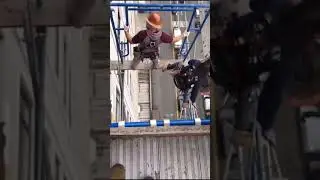 Crazy Scaffolding Dismantle