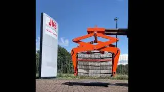 'The Ant' - JKB's Innovative mechanical scissor clamp for the Hardscape industry