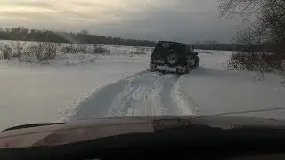 Зимние покатушки по снегу на nissan patrol y60 и на chevrolet niva.