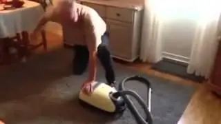 Дед и пылесос