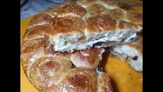 Яблочный пирог с изюмом!