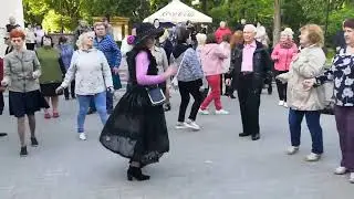 Жизнь ,  не торопись...