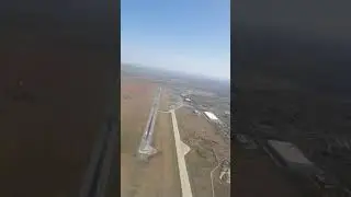 Как самолёт ВЗЛЕТАЕТ!