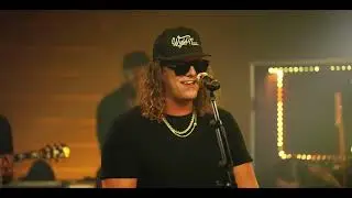 Pecos & The Rooftops - Happy (Acoustic) [Live]
