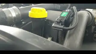 Renault Fluence 2014 - 1.5 DCI 110 engine noise.