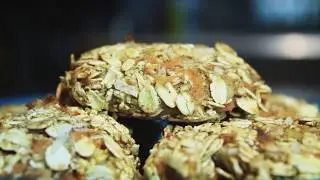 Oat & Fruit Bar