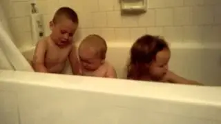 3 kids in the tub