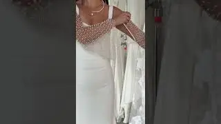 Pearl sleeves 😍 !!