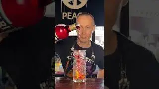 Кампари тоник.