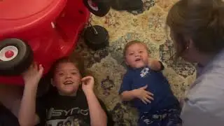Tickle Fight!