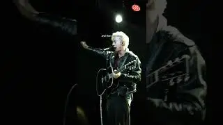 the way the crowd learned this so fast