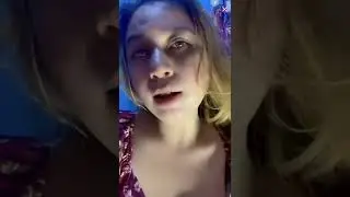 Lidahnya menggoda bgt