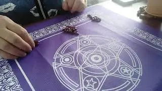 [ГАДАНИЕ НА БОБАХ] Любовная встреча